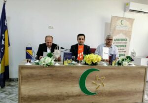 U Vitezu promovisana knjiga “Ometena sudbina” autora Tamima Ensarija